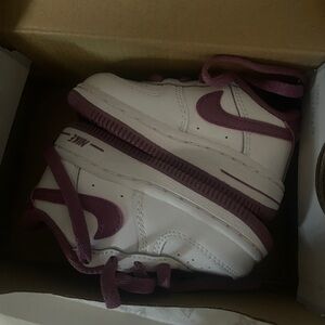 Air Force one size 4c